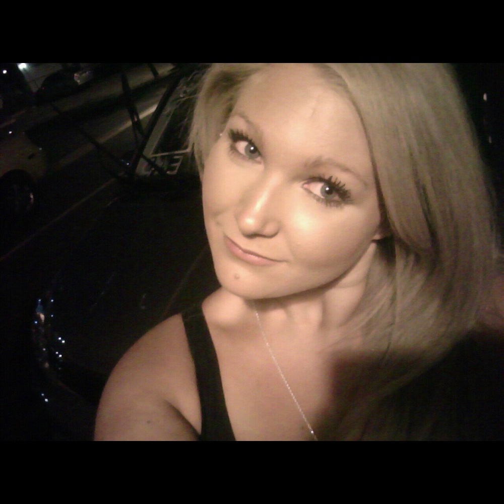 Meet your Posher, Mari